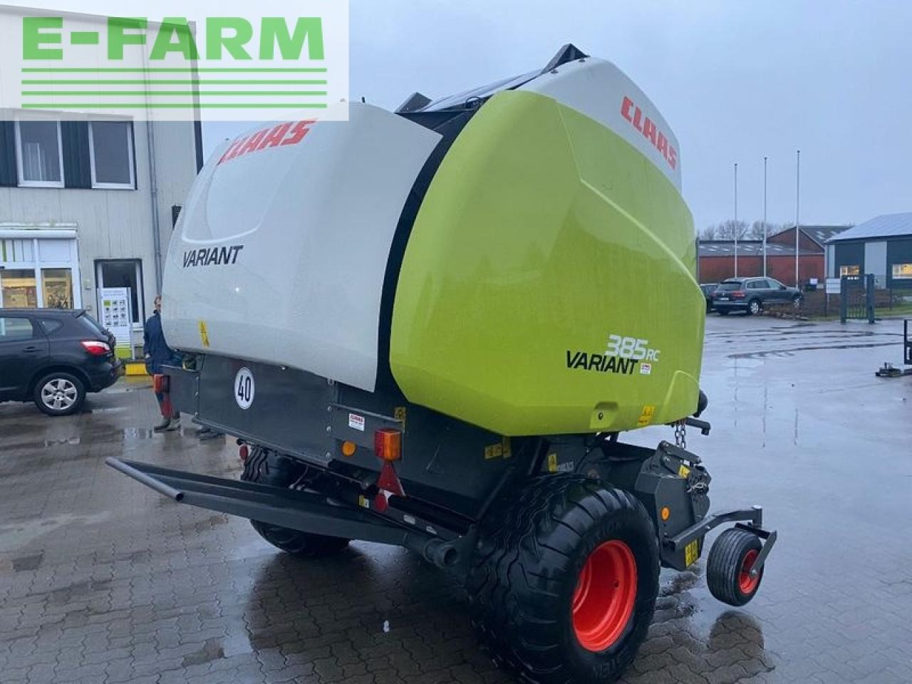 CLAAS variant 385 rc pro - Presse à balles cubiques: photos 4 CLAAS variant 385 rc pro - Presse à balles cubiques: photos 4