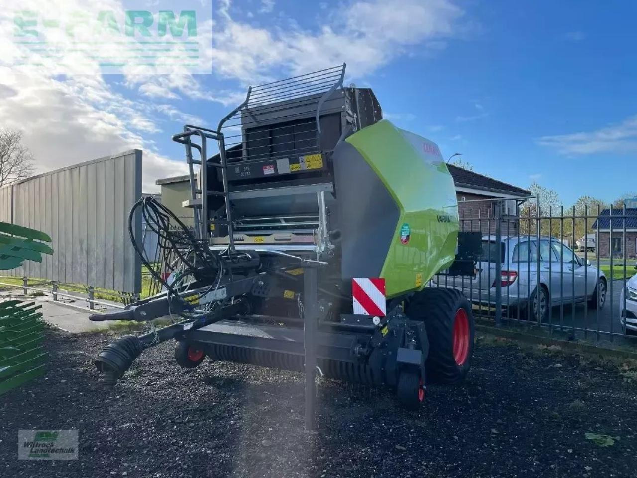 CLAAS variant 585 rc - Presse à balles cubiques: photos 1 CLAAS variant 585 rc - Presse à balles cubiques: photos 1