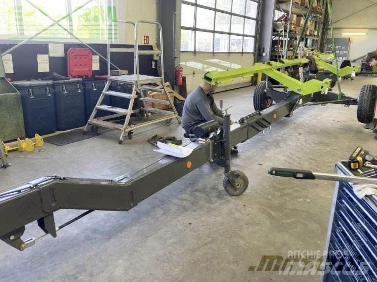 Accessoire aux ensileuses CLAAS vario 770 + transportwagen neu: photos 6