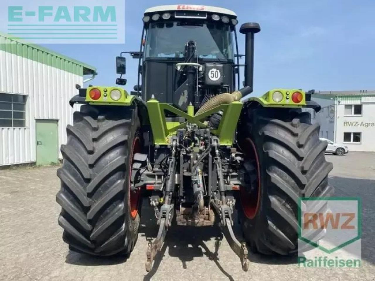 CLAAS xerion 3300 trac vc TRAC VC - Tracteur agricole: photos 3 CLAAS xerion 3300 trac vc TRAC VC - Tracteur agricole: photos 3