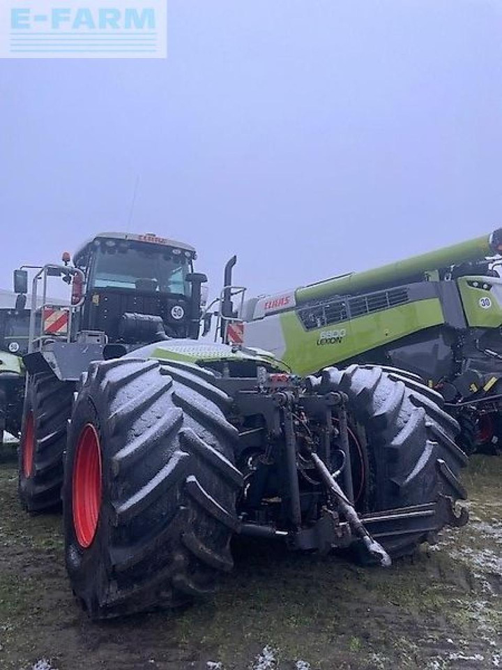 CLAAS xerion 3800 saddle trac SADDLE TRAC - Tracteur agricole: photos 4 CLAAS xerion 3800 saddle trac SADDLE TRAC - Tracteur agricole: photos 4