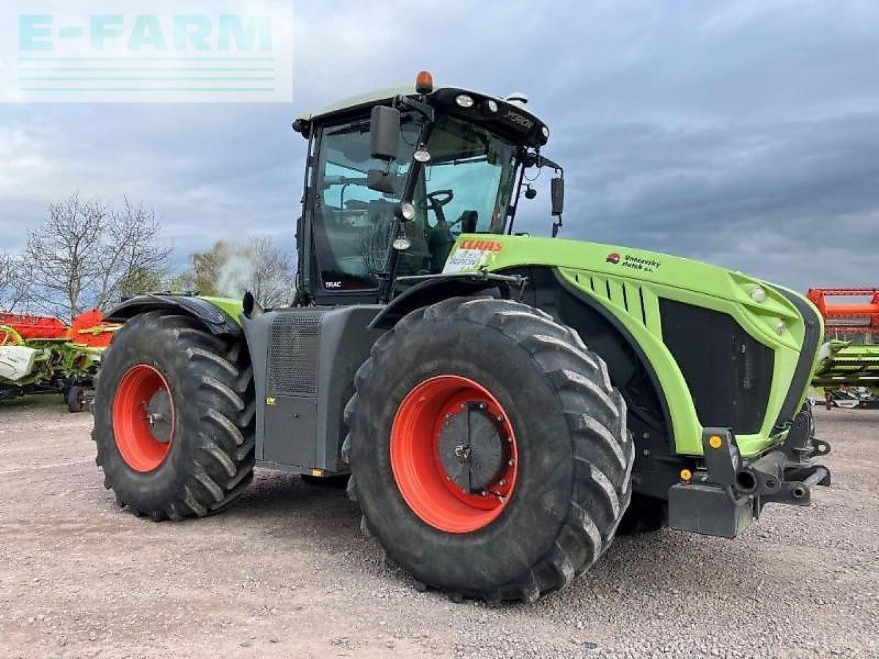 CLAAS xerion 4000 trac TRAC - Tracteur agricole: photos 3 CLAAS xerion 4000 trac TRAC - Tracteur agricole: photos 3