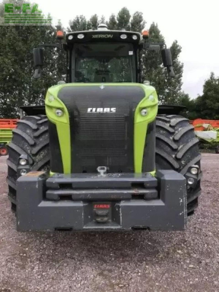 CLAAS xerion 5000 trac TRAC - Tracteur agricole: photos 2 CLAAS xerion 5000 trac TRAC - Tracteur agricole: photos 2