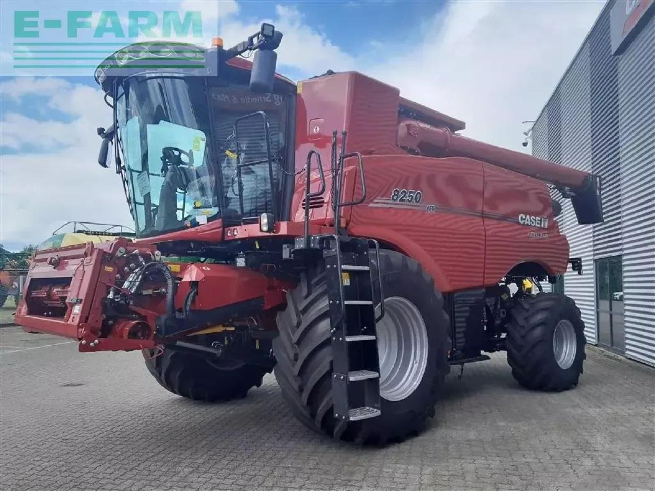 Case-IH 8250 kampagnepris axial-flow 8250 med 35 fod varioskærebord - Moissonneuse-batteuse: photos 4 Case-IH 8250 kampagnepris axial-flow 8250 med 35 fod varioskærebord - Moissonneuse-batteuse: photos 4