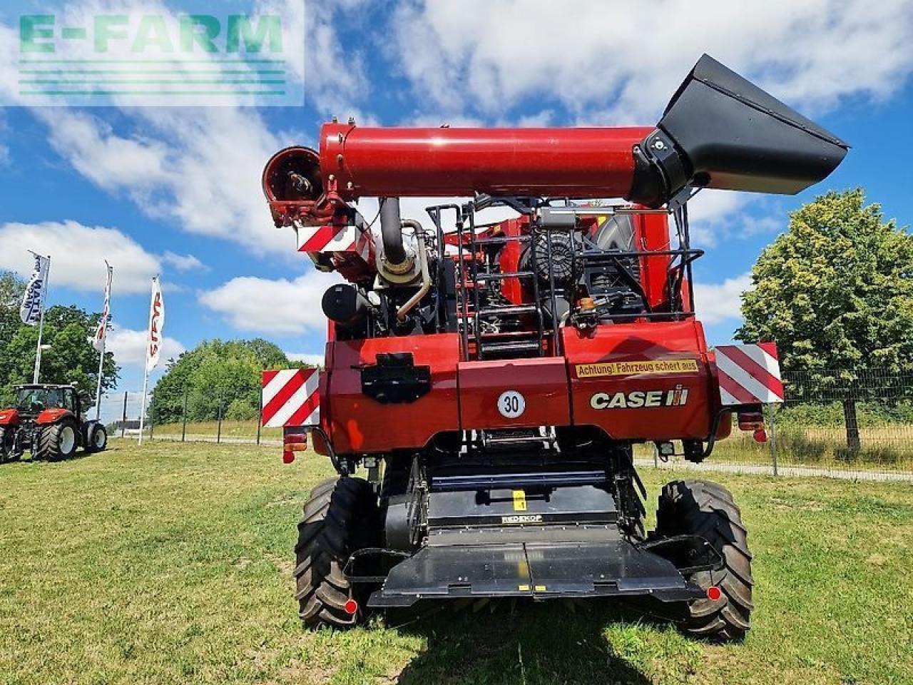 Case-IH axial flow 9250 st 5 p - Moissonneuse-batteuse: photos 4 Case-IH axial flow 9250 st 5 p - Moissonneuse-batteuse: photos 4