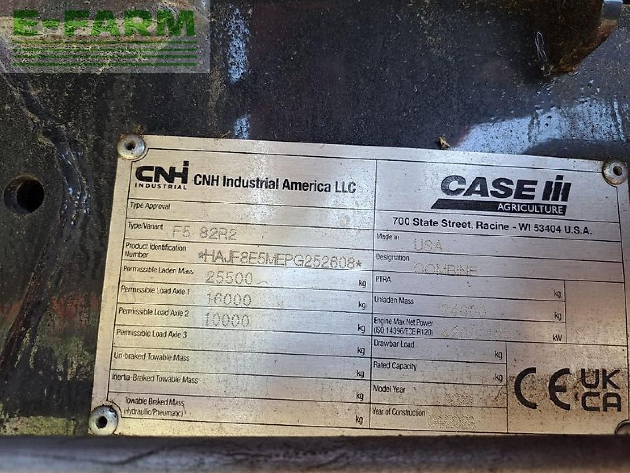 Case-IH case axial flow 8250 st5 p - Moissonneuse-batteuse: photos 4 Case-IH case axial flow 8250 st5 p - Moissonneuse-batteuse: photos 4