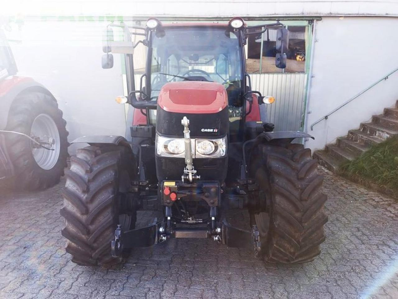 Case-IH farmall 100 a (stage v) - Tracteur agricole: photos 2 Case-IH farmall 100 a (stage v) - Tracteur agricole: photos 2