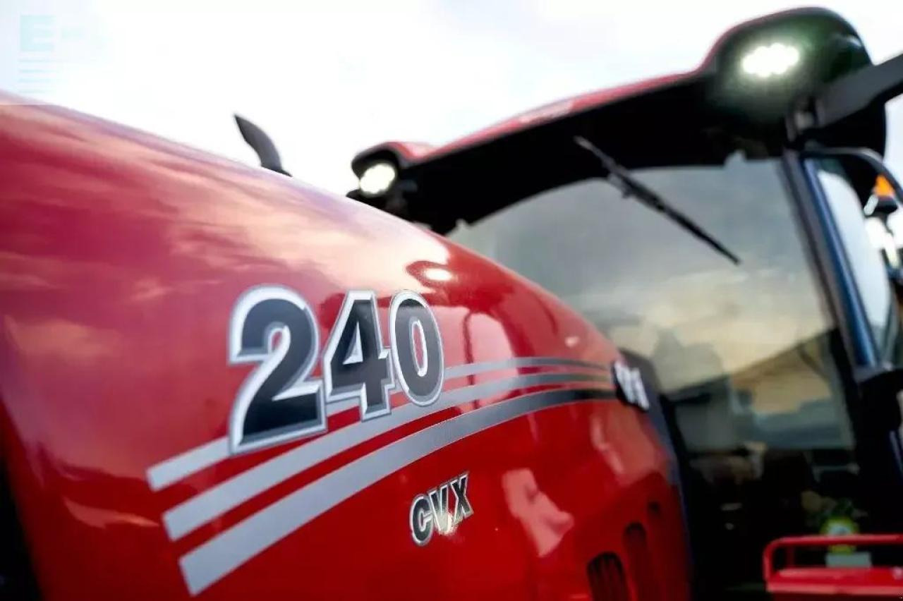 Case-IH puma 240 cvx CVX - Tracteur agricole: photos 2 Case-IH puma 240 cvx CVX - Tracteur agricole: photos 2