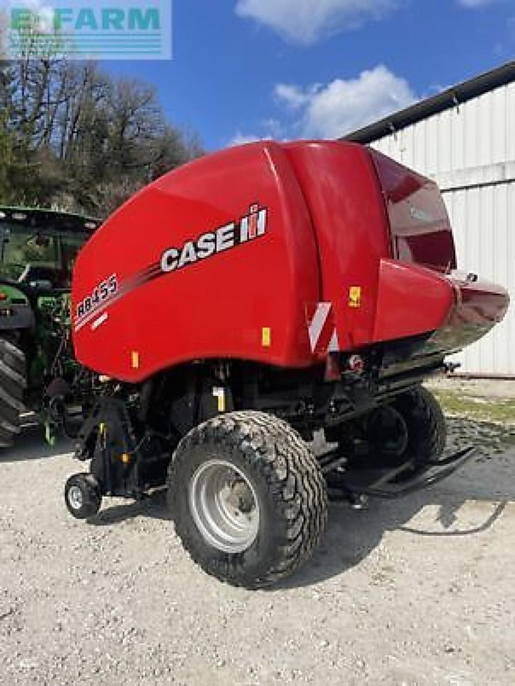 Case-IH rb455 - Presse à balles cubiques: photos 1 Case-IH rb455 - Presse à balles cubiques: photos 1