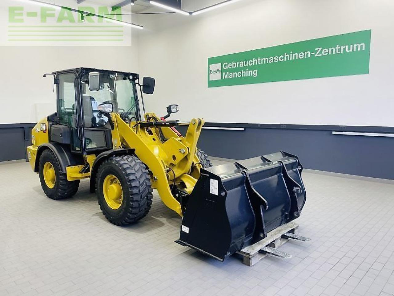 Caterpillar 906-14a - Mini pelle: photos 1 Caterpillar 906-14a - Mini pelle: photos 1