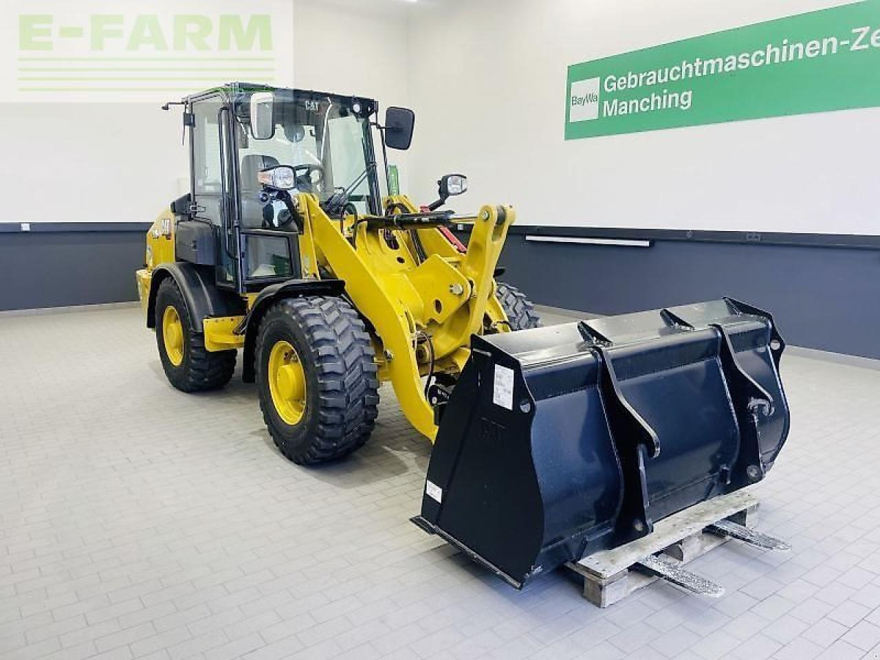 Caterpillar 906-14a - Mini pelle: photos 3 Caterpillar 906-14a - Mini pelle: photos 3