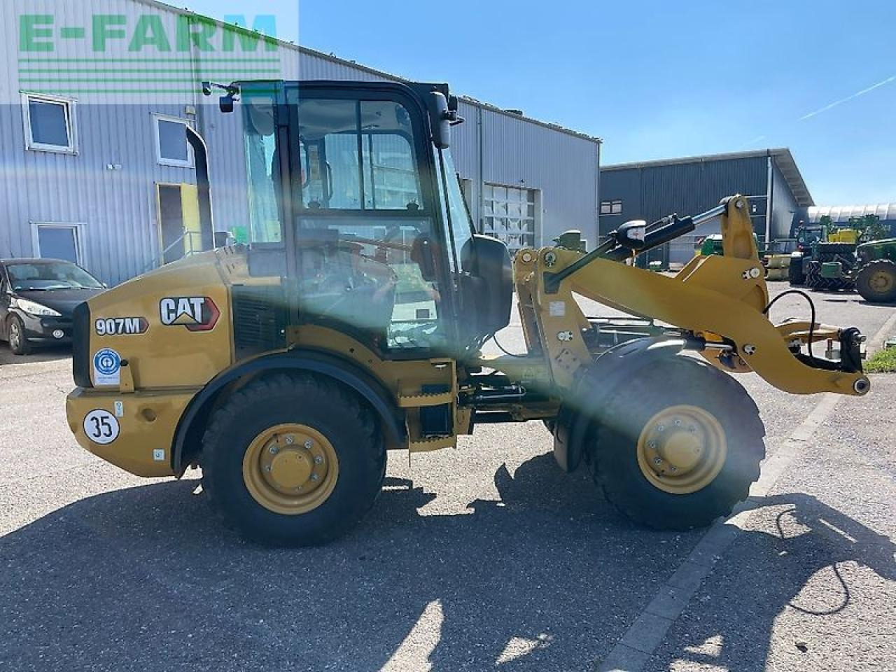 Caterpillar 907m - Mini pelle: photos 5 Caterpillar 907m - Mini pelle: photos 5