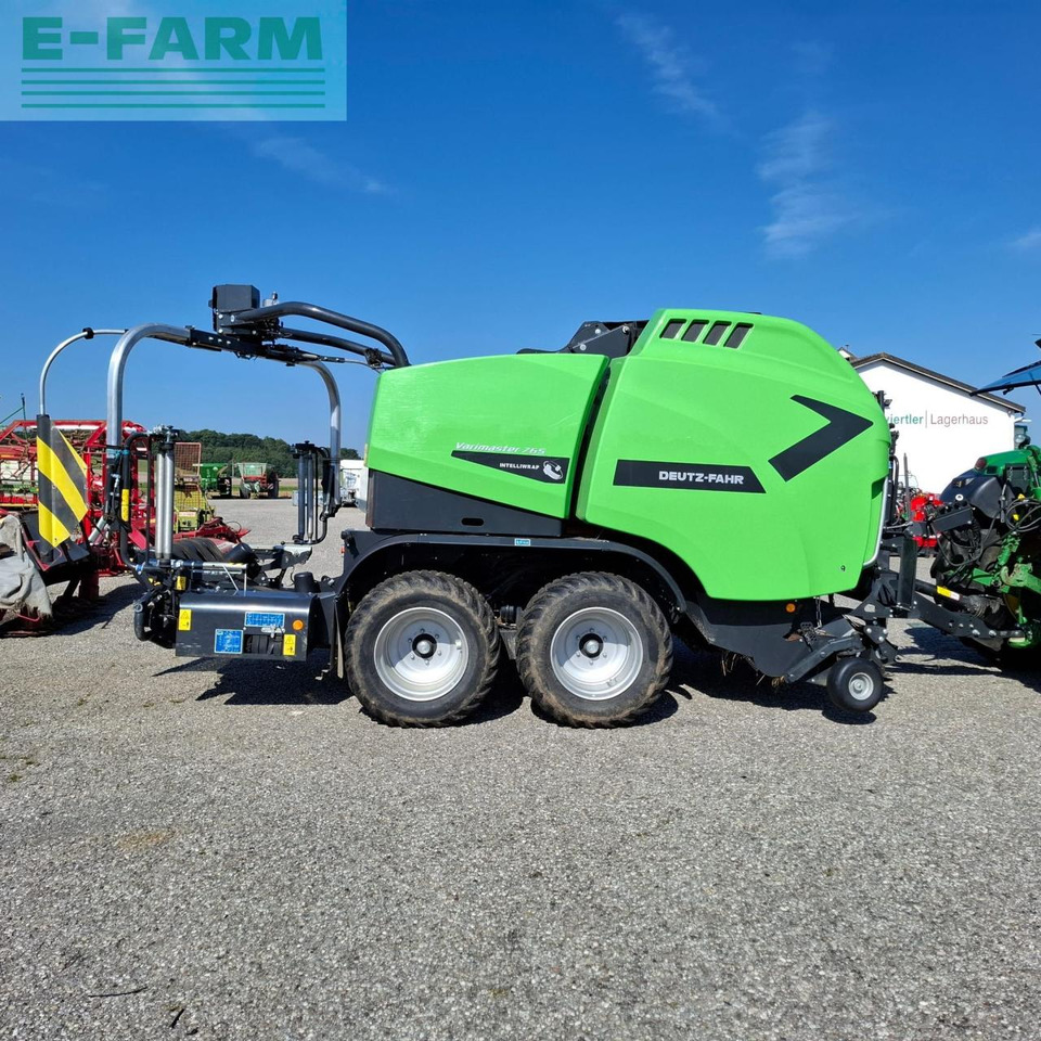 Deutz-Fahr Variomaster 765 - Presse à balles cubiques: photos 4 Deutz-Fahr Variomaster 765 - Presse à balles cubiques: photos 4