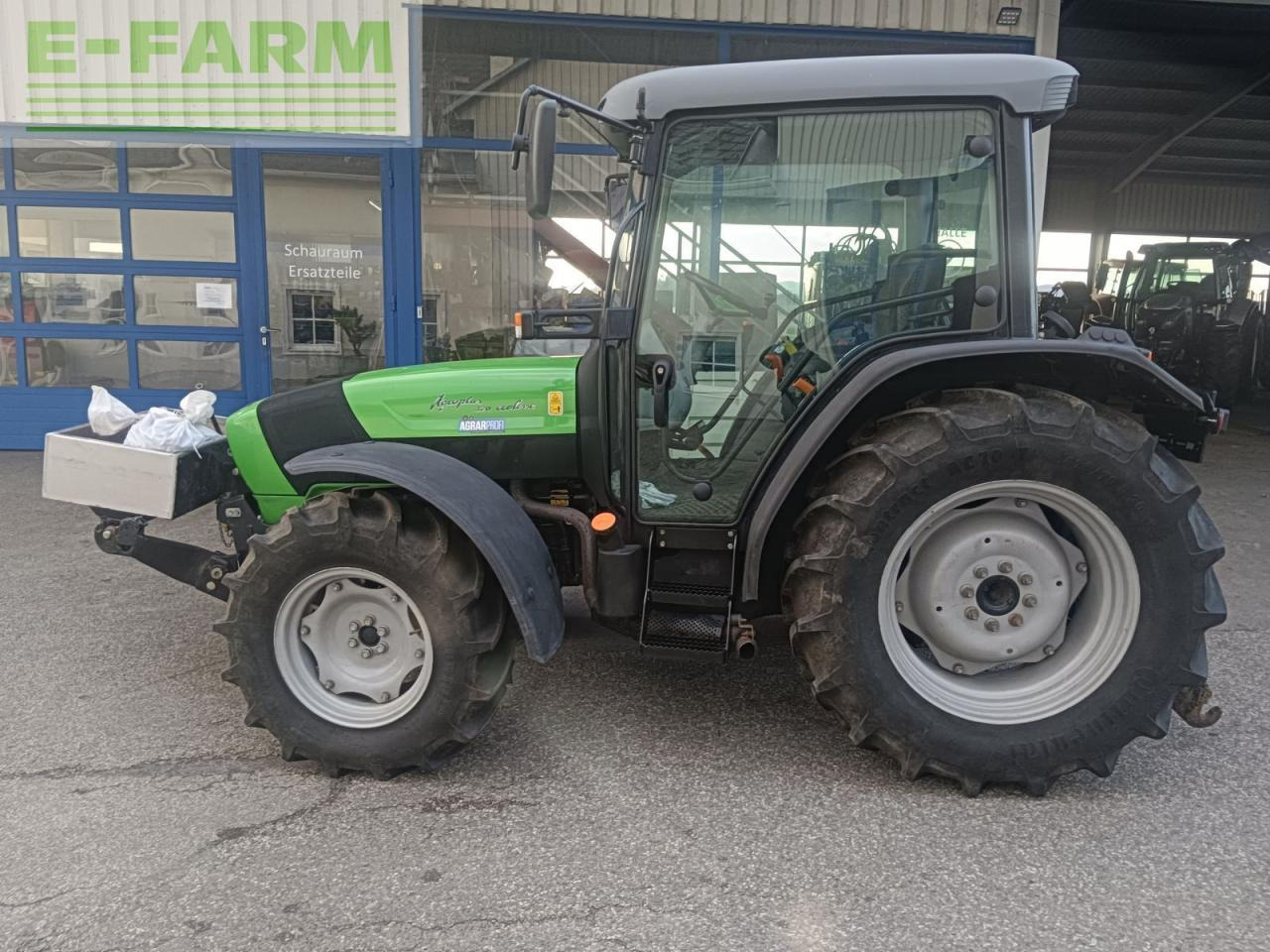 Deutz-Fahr agroplus 320 ecoline aktion201 Ecoline - Tracteur agricole: photos 1 Deutz-Fahr agroplus 320 ecoline aktion201 Ecoline - Tracteur agricole: photos 1