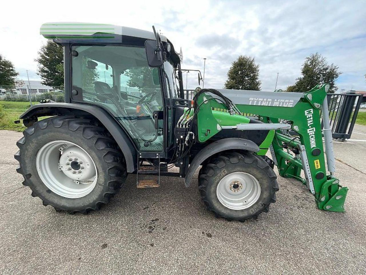 Deutz-Fahr agroplus 420 - Tracteur agricole: photos 2 Deutz-Fahr agroplus 420 - Tracteur agricole: photos 2