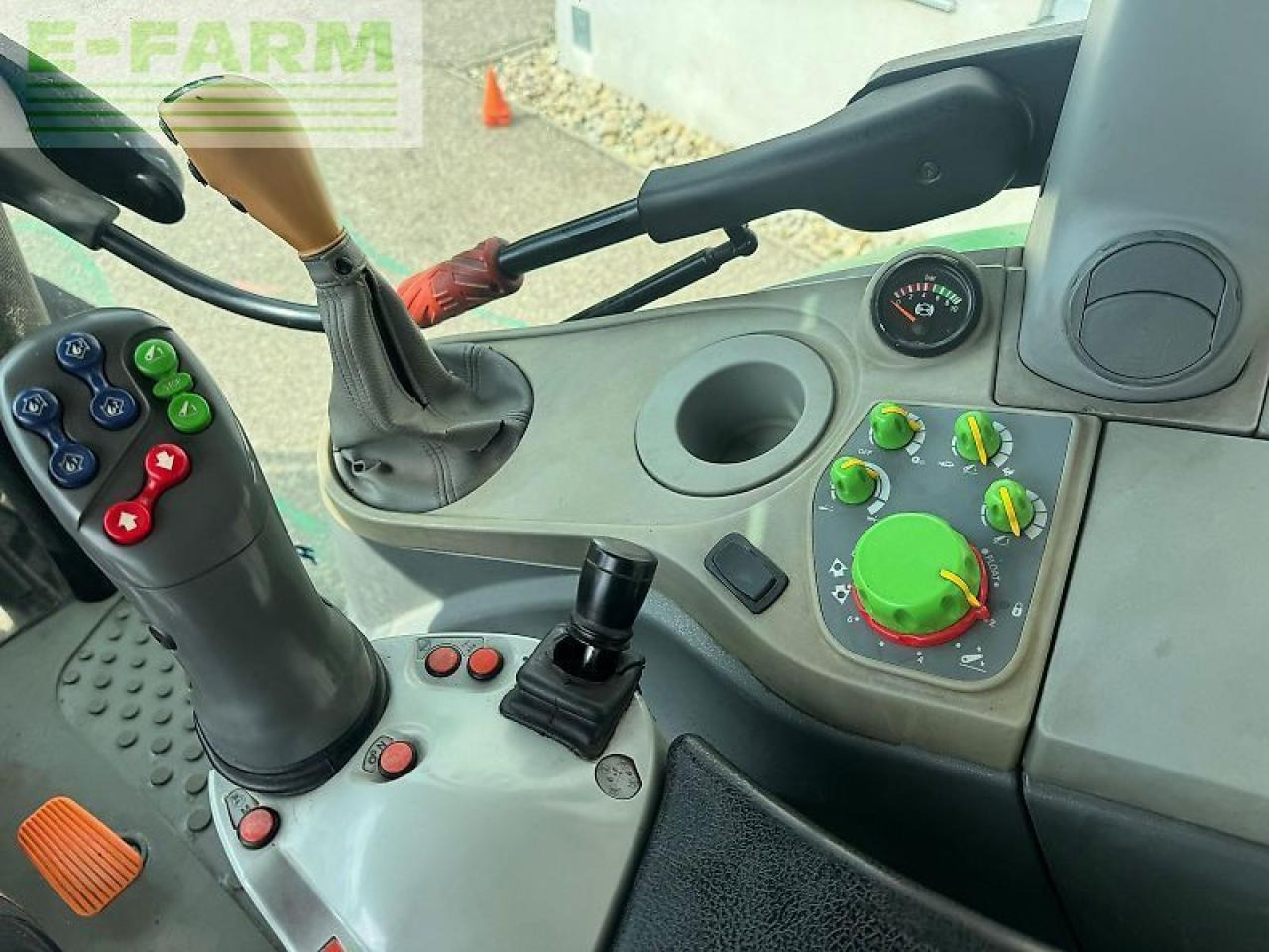 Tracteur agricole Deutz-Fahr agrotron k 100: photos 14 Tracteur agricole Deutz-Fahr agrotron k 100: photos 14