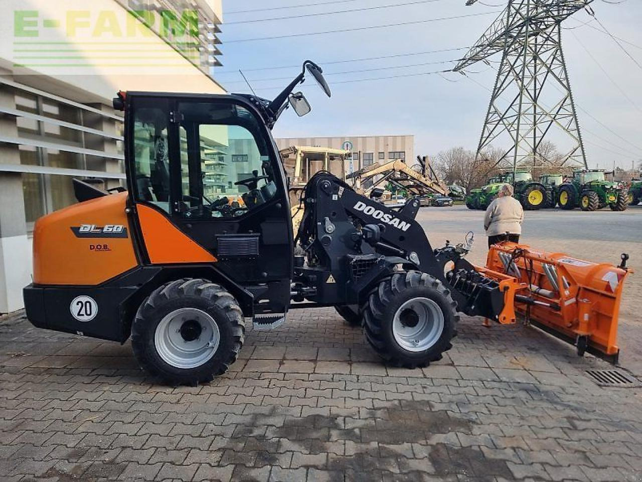 Doosan dl60-7 - Mini pelle: photos 4 Doosan dl60-7 - Mini pelle: photos 4