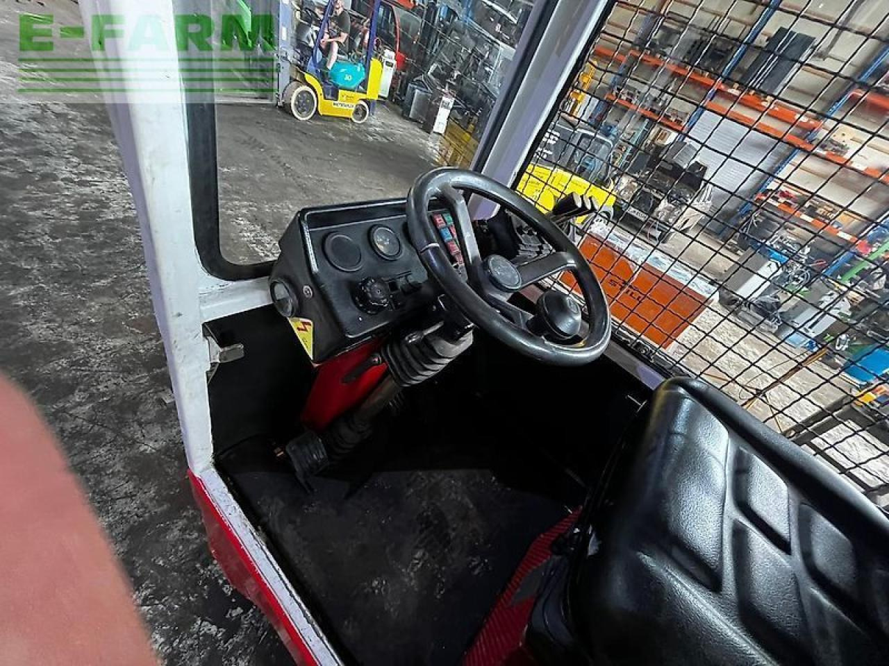 Farma sf30 diesel-seitenstapler - Chariot élévateur: photos 4 Farma sf30 diesel-seitenstapler - Chariot élévateur: photos 4