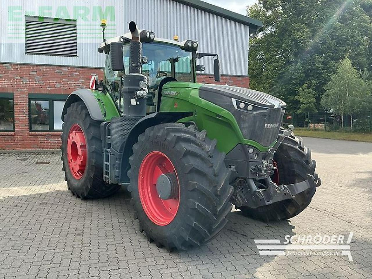 Fendt 1050 vario s4 profi plus ProfiPlus - Tracteur agricole: photos 1 Fendt 1050 vario s4 profi plus ProfiPlus - Tracteur agricole: photos 1