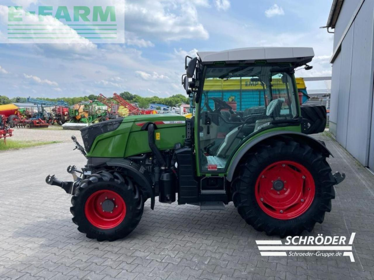 Fendt 209 f vario gen3 power F - Tracteur agricole: photos 4 Fendt 209 f vario gen3 power F - Tracteur agricole: photos 4