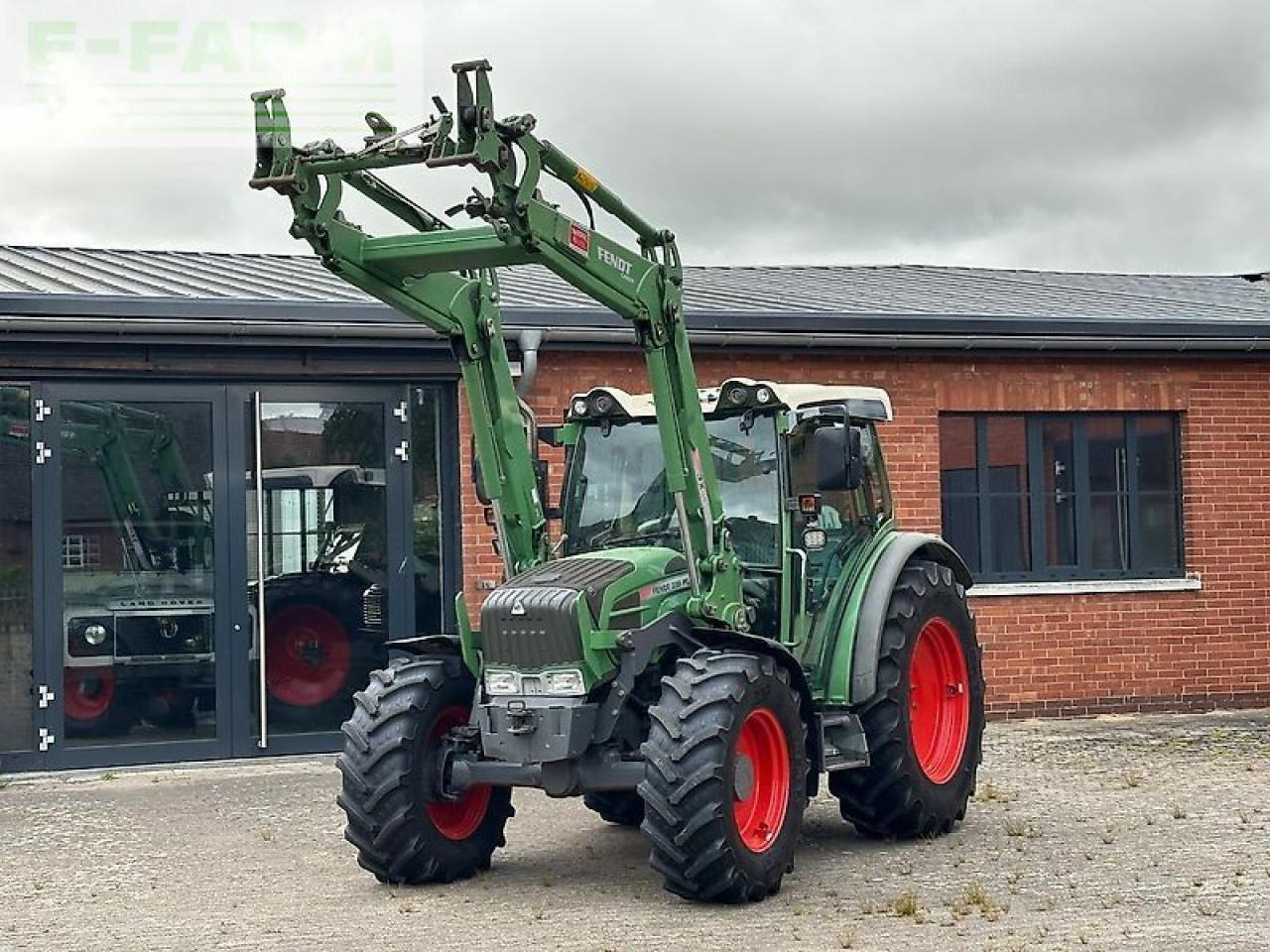 Fendt 209 s vario *frontlader fendt cargo 3x65* - Tracteur agricole: photos 1 Fendt 209 s vario *frontlader fendt cargo 3x65* - Tracteur agricole: photos 1