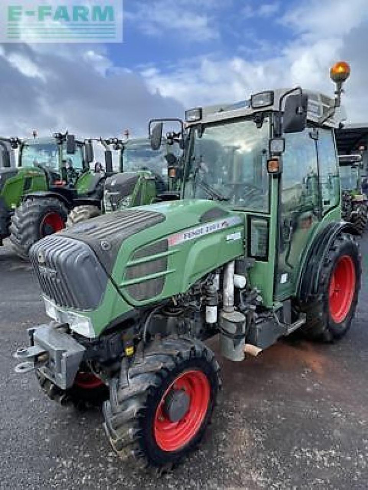 Fendt 209 v vario V - Tracteur agricole: photos 1 Fendt 209 v vario V - Tracteur agricole: photos 1