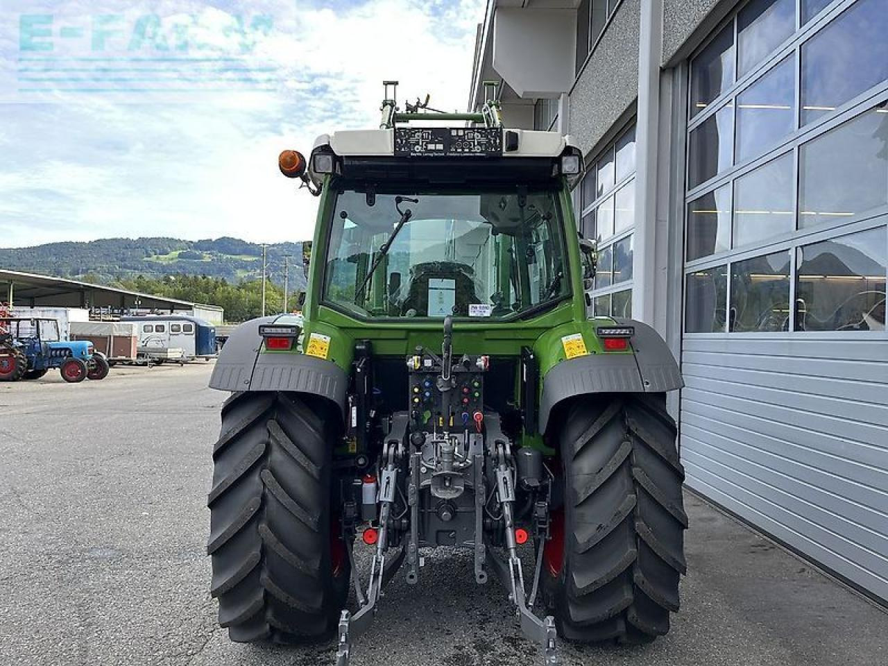 Fendt 211 s vario gen3 power setting 2 - Tracteur agricole: photos 5 Fendt 211 s vario gen3 power setting 2 - Tracteur agricole: photos 5