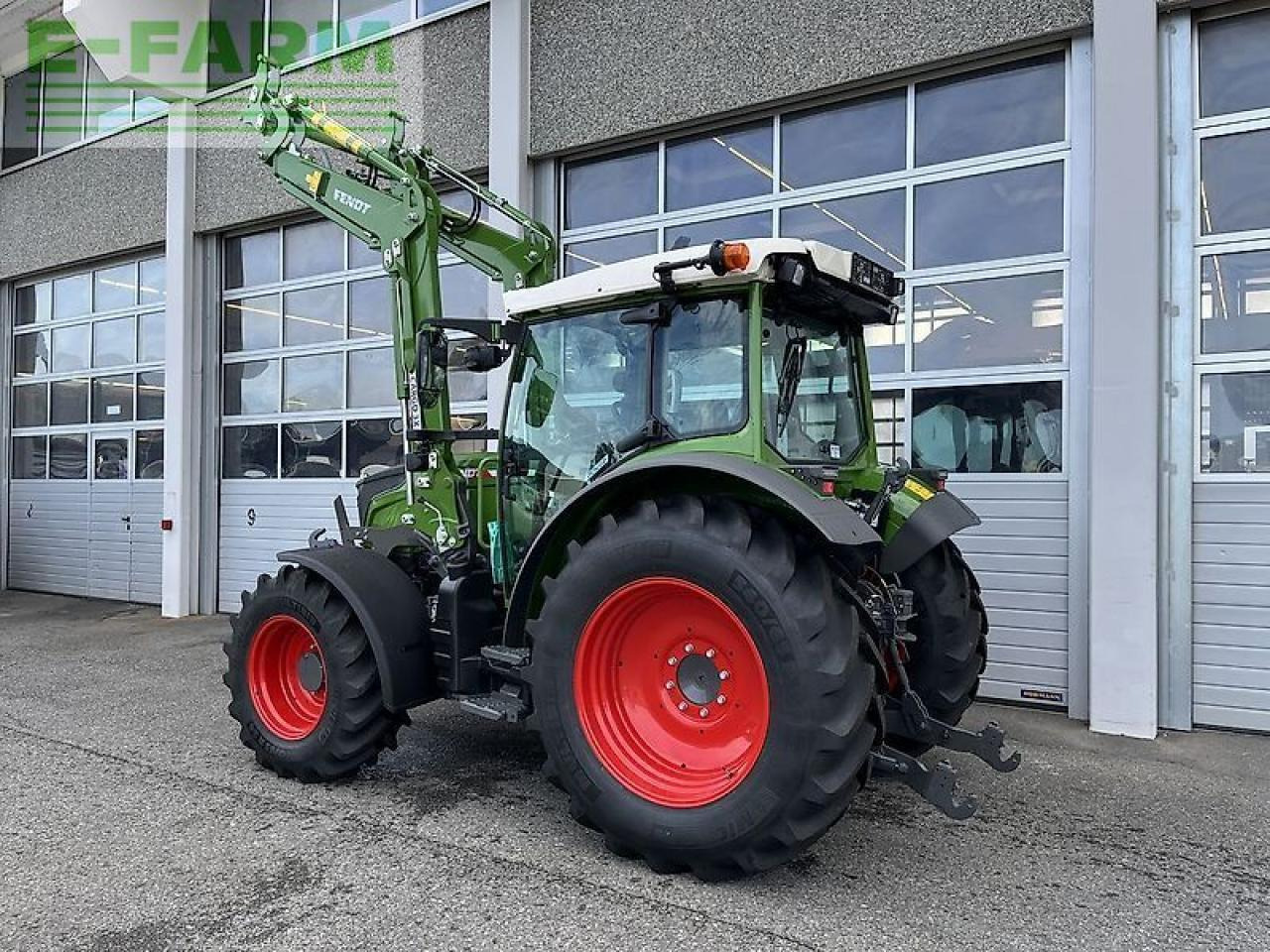 Fendt 211 s vario gen3 power setting 2 - Tracteur agricole: photos 2 Fendt 211 s vario gen3 power setting 2 - Tracteur agricole: photos 2