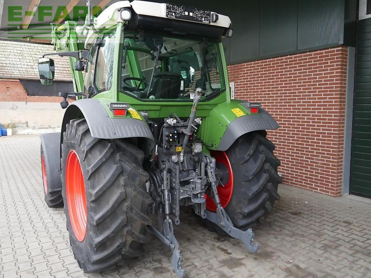 Fendt 211 s vario gen3 profi setting2 frontlader - Tracteur agricole: photos 5 Fendt 211 s vario gen3 profi setting2 frontlader - Tracteur agricole: photos 5
