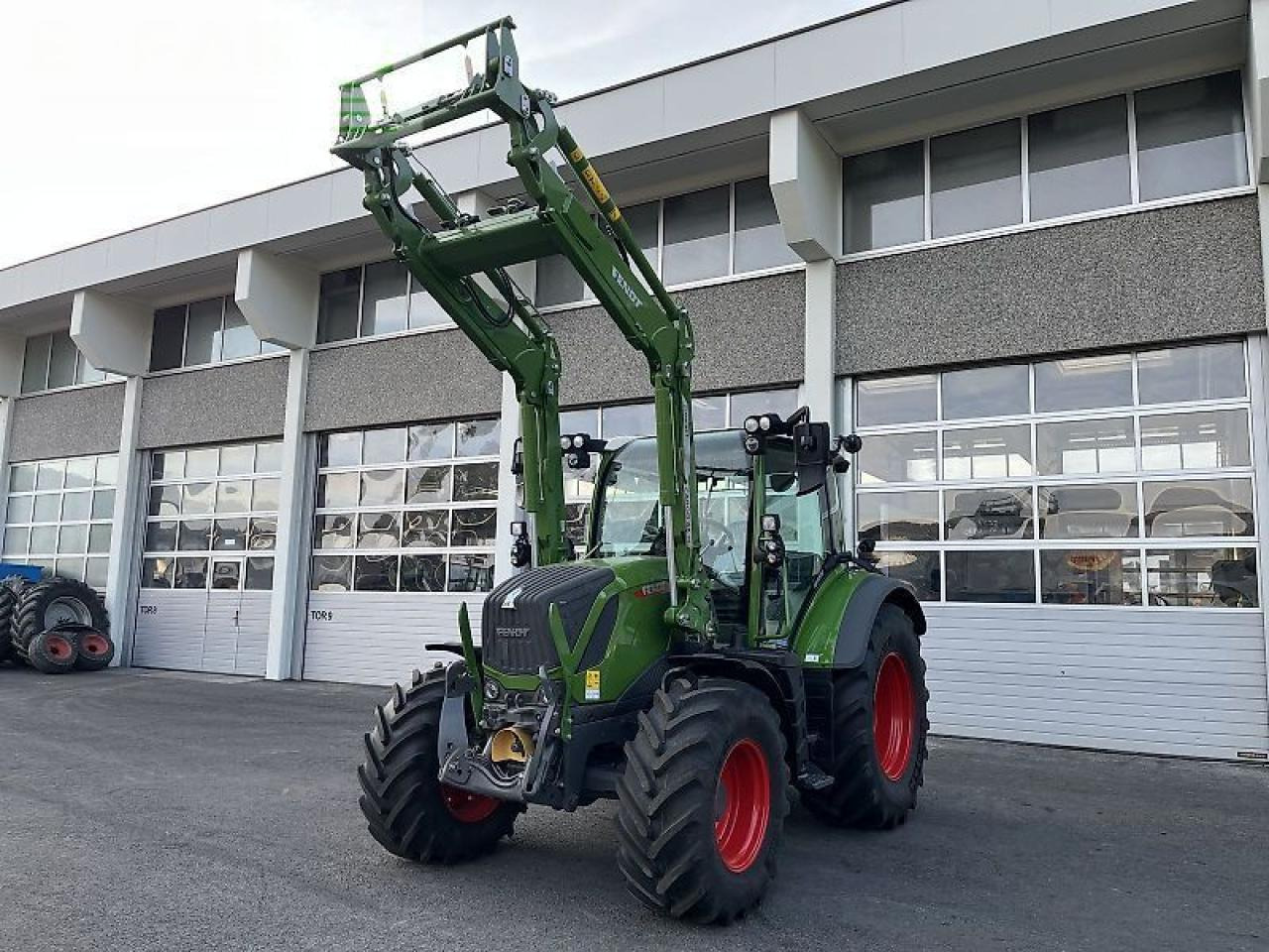 Fendt 313 vario gen4 power setting2 m. frontlader Power - Tracteur agricole: photos 1 Fendt 313 vario gen4 power setting2 m. frontlader Power - Tracteur agricole: photos 1