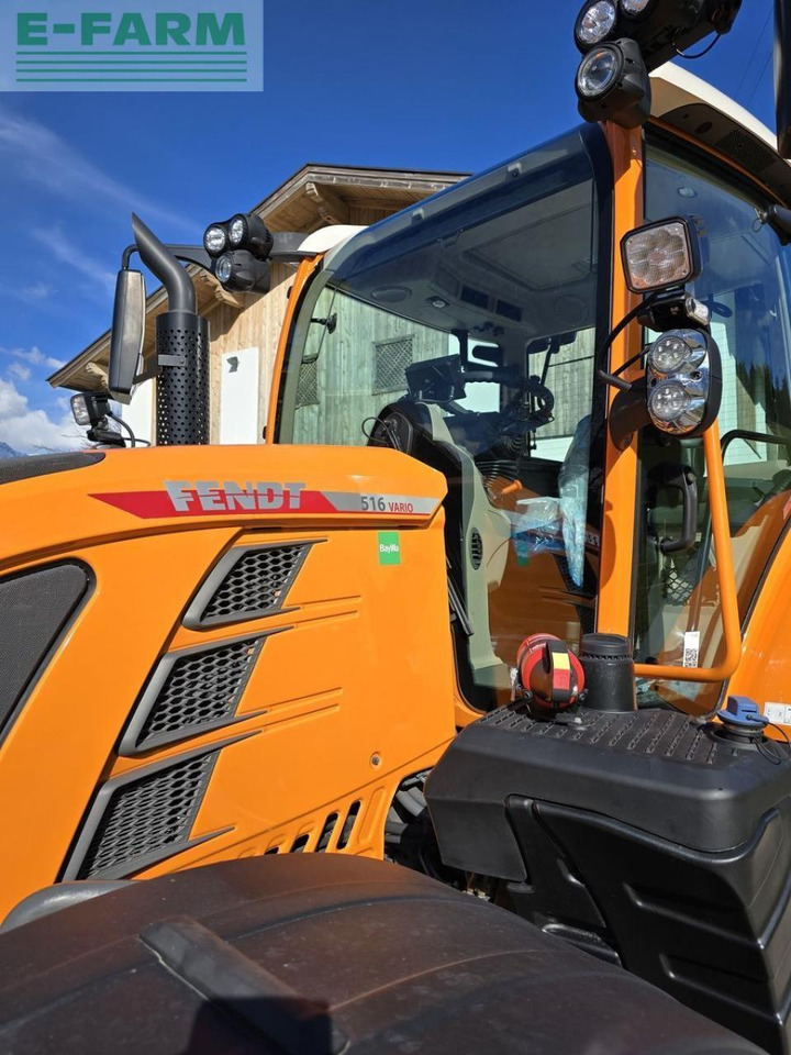 Fendt 516 vario profi fendtone Profi - Tracteur agricole: photos 2 Fendt 516 vario profi fendtone Profi - Tracteur agricole: photos 2