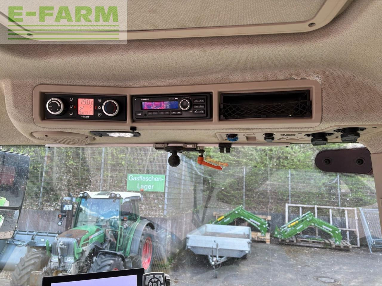 Tracteur agricole Fendt 718 Vario: photos 24 Tracteur agricole Fendt 718 Vario: photos 24