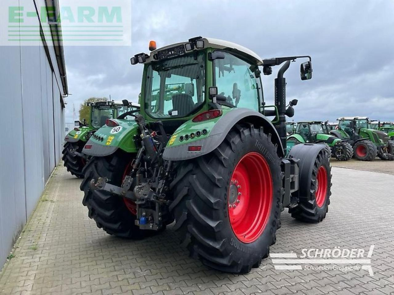 Fendt 720 vario s4 profi plus ProfiPlus - Tracteur agricole: photos 3 Fendt 720 vario s4 profi plus ProfiPlus - Tracteur agricole: photos 3