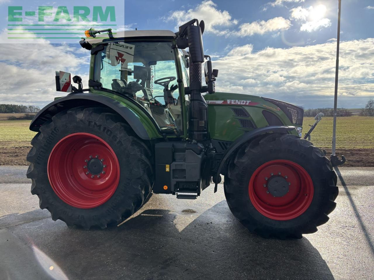 Tracteur agricole Fendt 724 vario profi+ ProfiPlus: photos 8