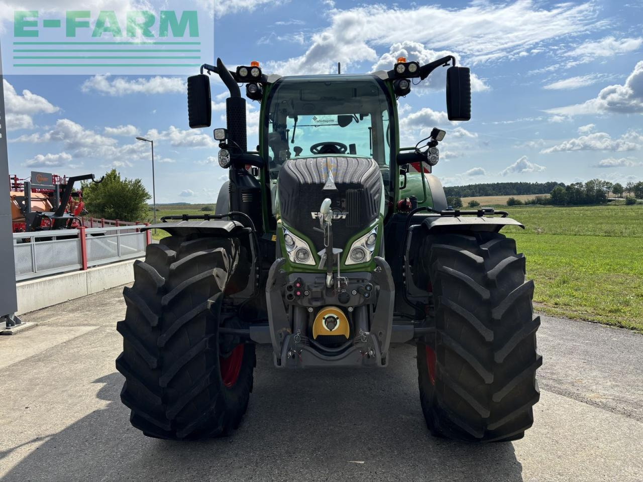 Fendt 724 vario profi+ ProfiPlus - Tracteur agricole: photos 2 Fendt 724 vario profi+ ProfiPlus - Tracteur agricole: photos 2