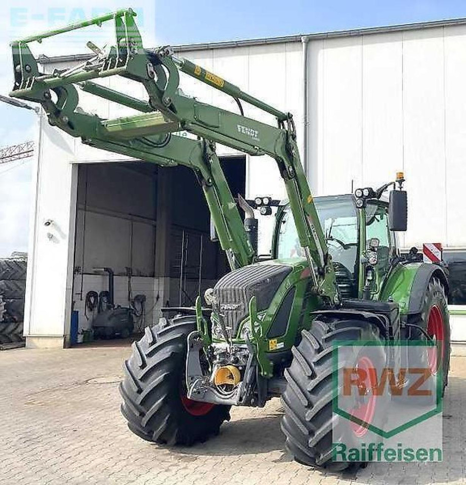 Fendt 724 vario s4 profi plus ProfiPlus - Tracteur agricole: photos 1 Fendt 724 vario s4 profi plus ProfiPlus - Tracteur agricole: photos 1