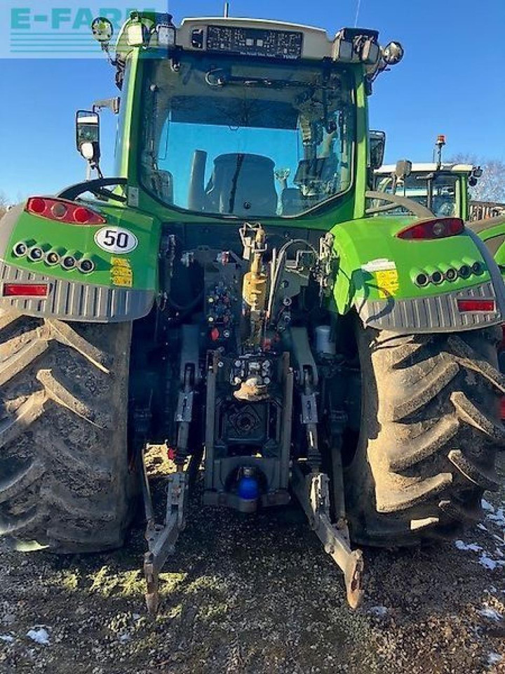 Fendt 724 vario s4 profiplus ProfiPlus - Tracteur agricole: photos 2 Fendt 724 vario s4 profiplus ProfiPlus - Tracteur agricole: photos 2