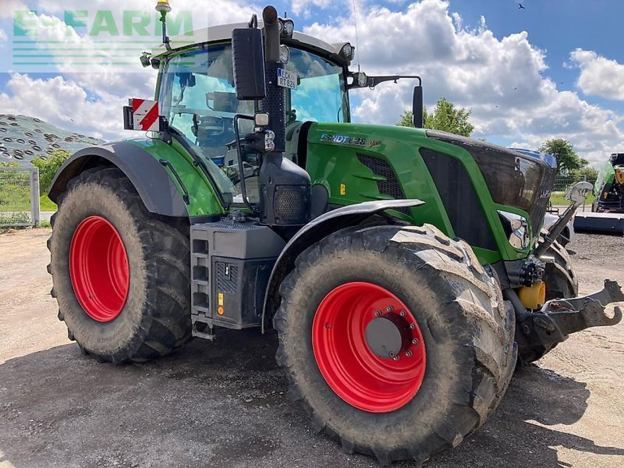 Fendt 826 s4 profiplus - Tracteur agricole: photos 2 Fendt 826 s4 profiplus - Tracteur agricole: photos 2