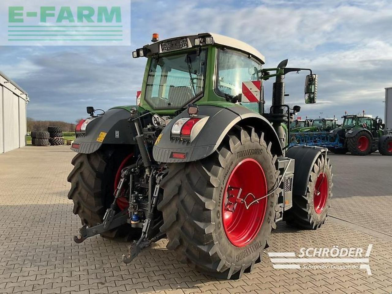 Fendt 826 vario s4 profi plus - Tracteur agricole: photos 2 Fendt 826 vario s4 profi plus - Tracteur agricole: photos 2