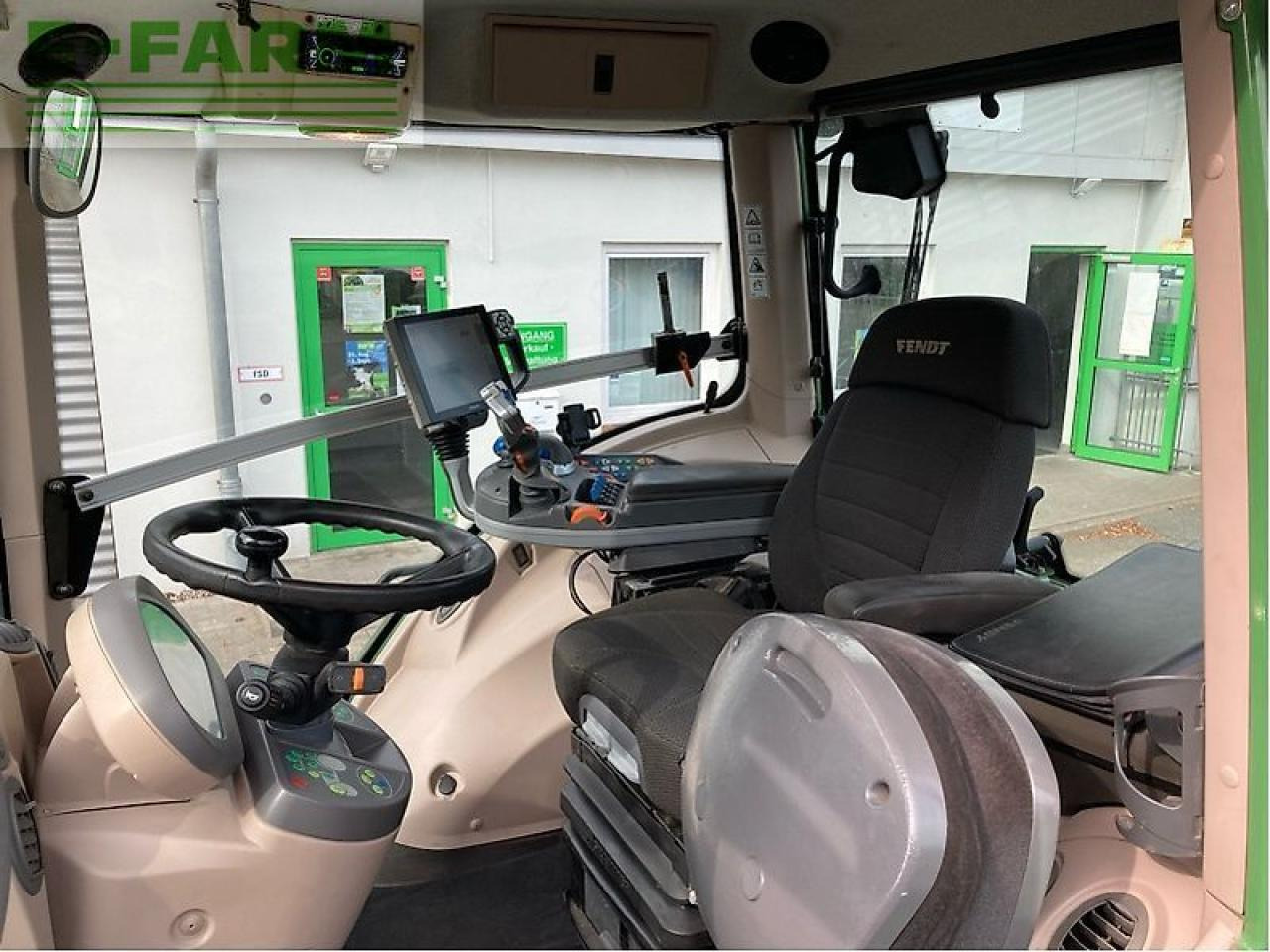 Tracteur agricole Fendt 828 s4: photos 7