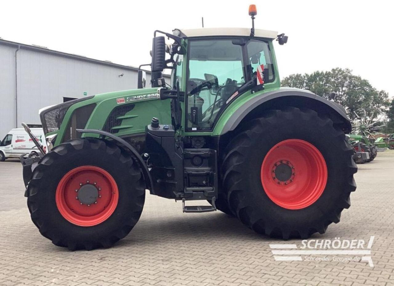Fendt 828 s4 profi plus - Tracteur agricole: photos 4 Fendt 828 s4 profi plus - Tracteur agricole: photos 4