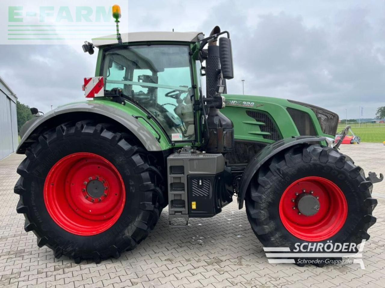 Fendt 828 s4 profi plus - Tracteur agricole: photos 3 Fendt 828 s4 profi plus - Tracteur agricole: photos 3