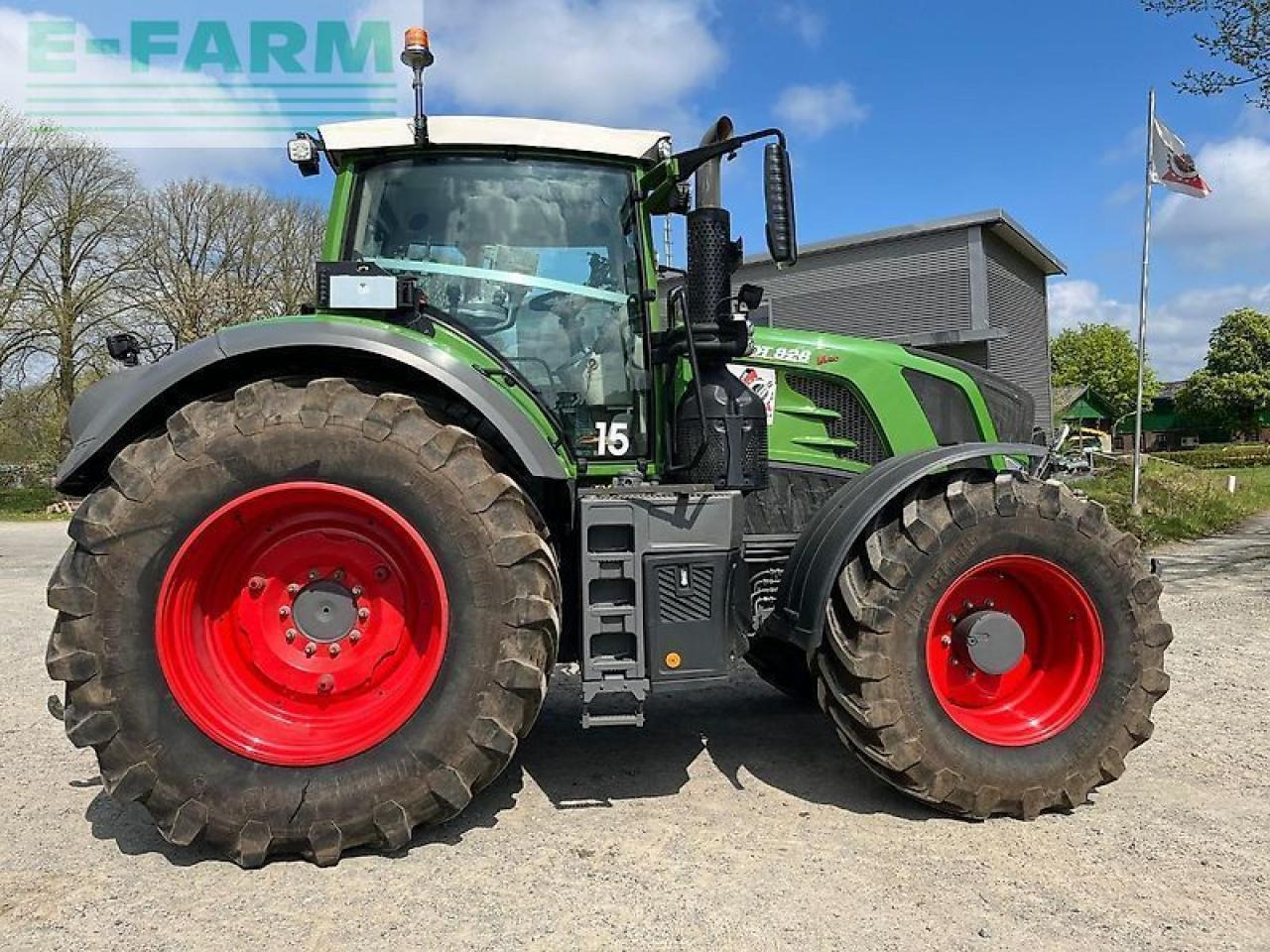 Fendt 828 vario profi plus s4 scheckheftgepflegt vrc sc ProfiPlus - Tracteur agricole: photos 5 Fendt 828 vario profi plus s4 scheckheftgepflegt vrc sc ProfiPlus - Tracteur agricole: photos 5