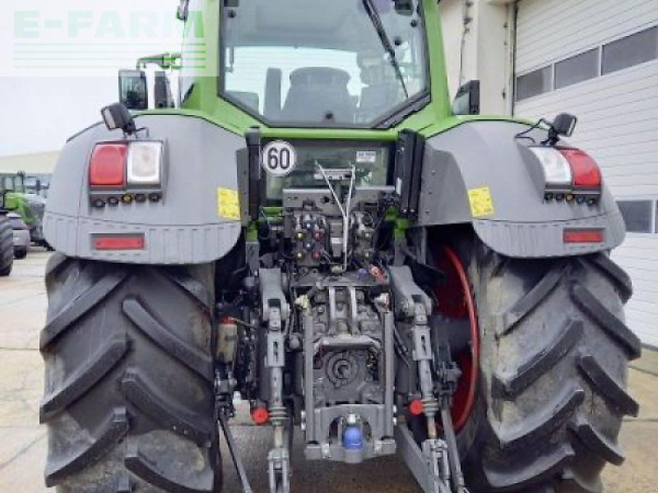 Fendt 828 vario s4 profi+ ProfiPlus - Tracteur agricole: photos 4 Fendt 828 vario s4 profi+ ProfiPlus - Tracteur agricole: photos 4