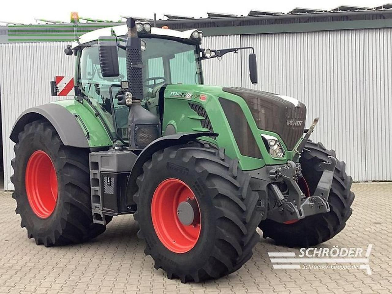 Fendt 828 vario s4 profi plus - Tracteur agricole: photos 2 Fendt 828 vario s4 profi plus - Tracteur agricole: photos 2
