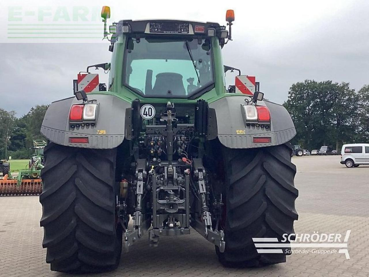 Fendt 828 vario s4 profi plus - Tracteur agricole: photos 3 Fendt 828 vario s4 profi plus - Tracteur agricole: photos 3