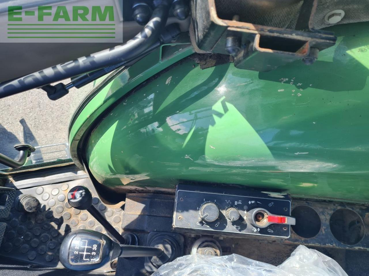 Tracteur agricole Fendt farmer 275 sa: photos 15 Tracteur agricole Fendt farmer 275 sa: photos 15