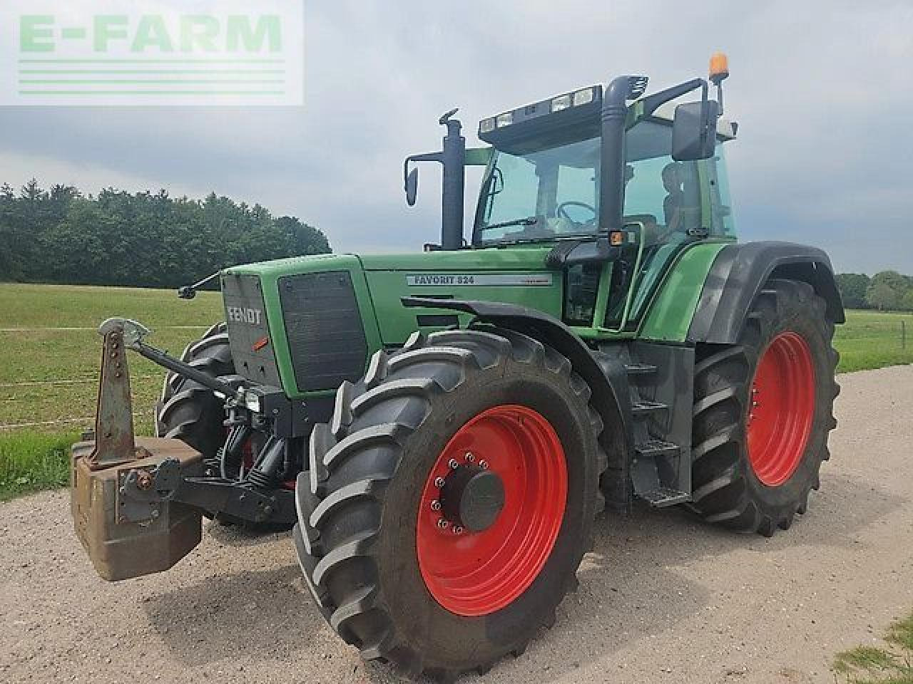 Fendt favorit 824 turboshift ( 816 818 822 ) - Tracteur agricole: photos 3 Fendt favorit 824 turboshift ( 816 818 822 ) - Tracteur agricole: photos 3
