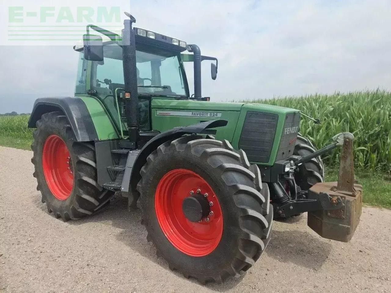 Fendt favorit 824 turboshift ( 816 818 822 ) - Tracteur agricole: photos 5 Fendt favorit 824 turboshift ( 816 818 822 ) - Tracteur agricole: photos 5