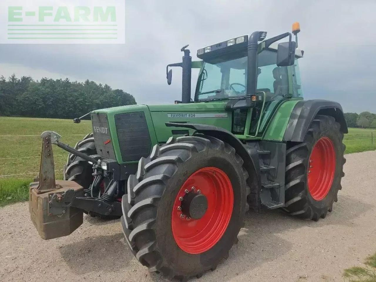 Fendt favorit 824 turboshift ( 816 818 822 ) - Tracteur agricole: photos 3 Fendt favorit 824 turboshift ( 816 818 822 ) - Tracteur agricole: photos 3